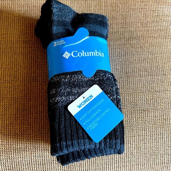 NWT Columbia Womens Socks 2-Pairs - Picture 1 of 2